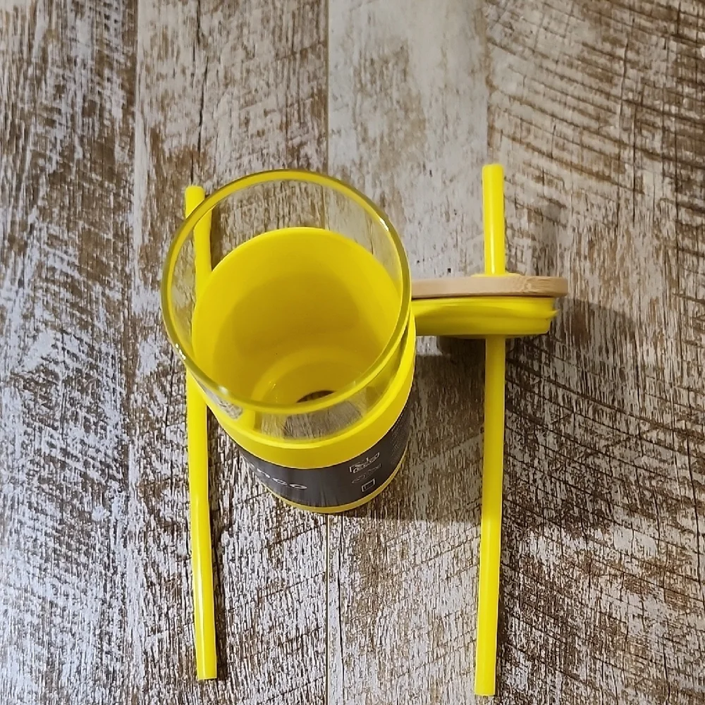 White Glass Tumbler with Bamboo Lid